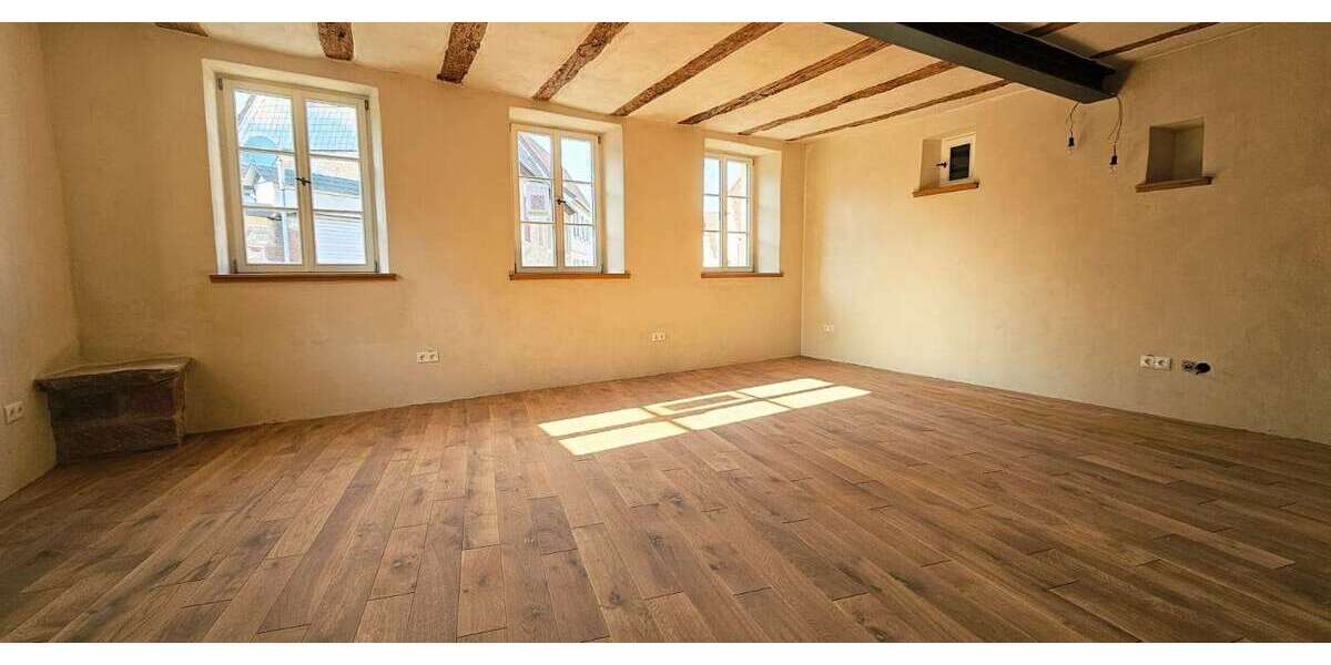 Etagenwohnung Gönnheim - 4 Zimmer, 146 m&sup2;, 1.900&euro; | Angebot:25877030