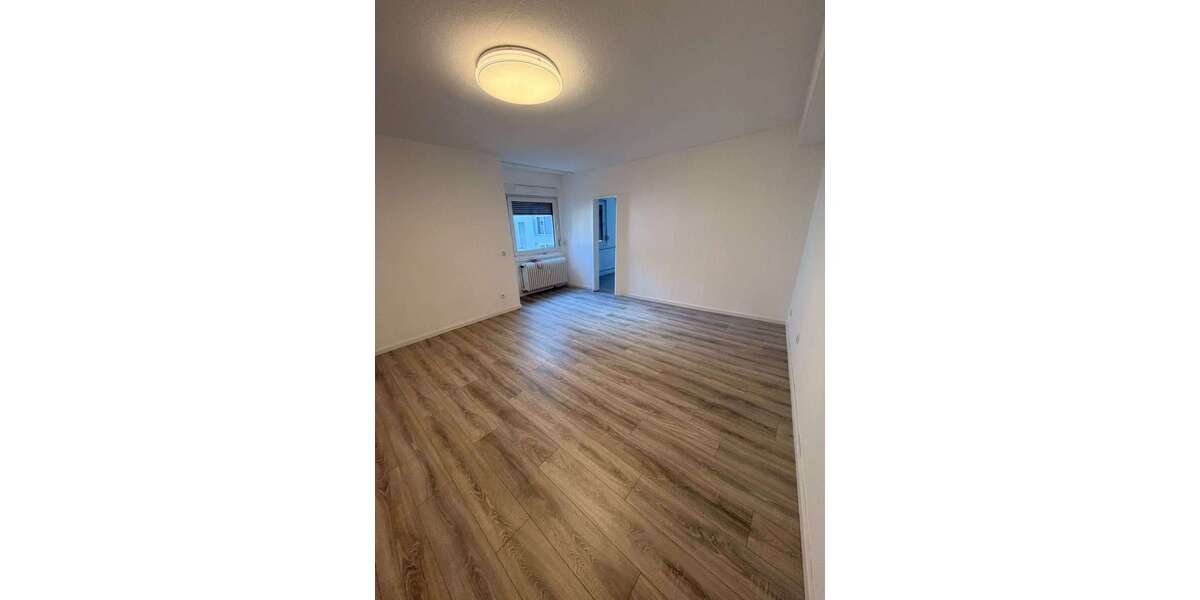 Etagenwohnung Viernheim - 3 Zimmer, 120 m&sup2;, 1.480&euro; | Angebot:26963103