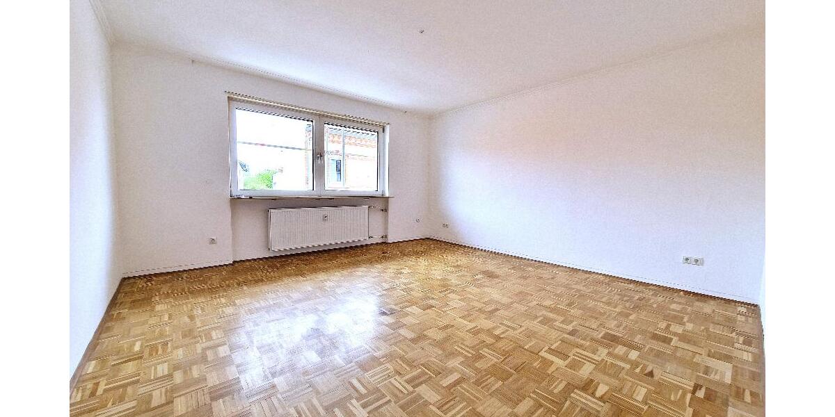 Schicke 2 Zimmer Wohnung mit Balkon - Etagenwohnung Ludwigshafen Mundenheim | Angebot:27339005